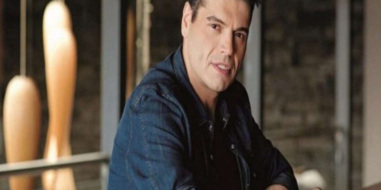 Έφυγε από την ζωή ο τραγουδιστής Γιώργος Δασκαλάκης