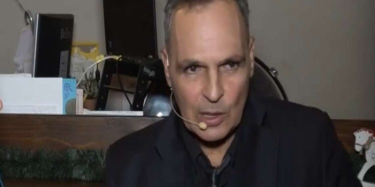 Σταμάτης Γαρδέλης: «Μου αρέσει η παράδοση και η θρησκεία αγαπώ την πατρίδα μου»