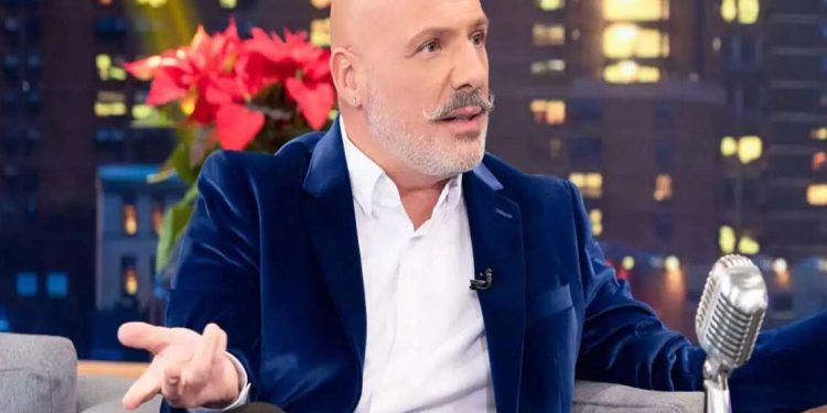 Νίκος Μουτσινάς: «Δεν τρελαίνομαι να με παίζουν οι εκπομπές…»