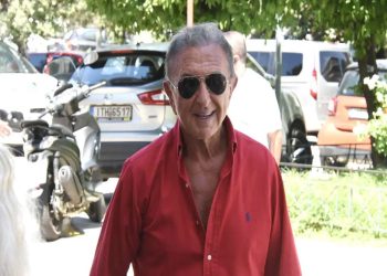 Αργύρης Παπαργυρόπουλος: «Από τον καιρό που έχασα τα μαγαζιά είμαι ένας άστεγος, δίχως δουλειά»