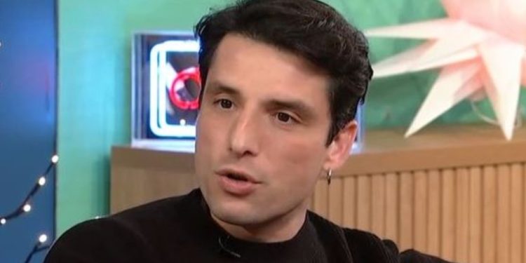 Σπύρος Χατζηαγγελάκης: «Μπήκα στο κρατητήριο μετά από τη φάρσα με τη βόμβα»