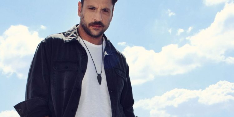 Γ.Χρυσοστόμου«Με γοητεύουν οι ρόλοι που δε με βγάζουν “γοητευτικό άντρα» 