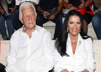 Ζωζώ Σαπουντζάκη: Ετοιμάζεται να ντυθεί νύφη στα 92 της!