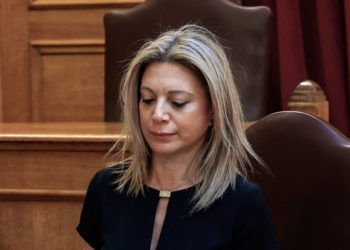 Πολυπληθείς διαδηλώσεις για τα θύματα στα Τέμπη στο Σύνταγμα σήμερα Κυριακή 26/1 ανάμεσα τους και η Μαρία Καρυστιανού