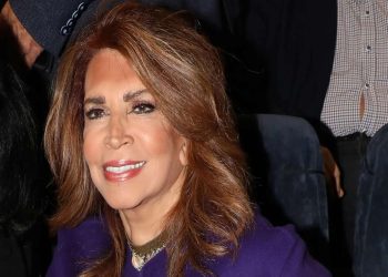 Μιμή Ντενίση: «Οι άνθρωποι που δεν βαριούνται δεν γερνάνε»