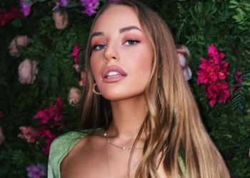 Ανδρομάχη – Κυκλοφόρησε το νέο της τραγούδι με τίτλο «Το Φλιτζάνι»