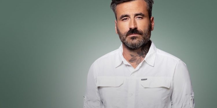 Γιώργος Μαυρίδης: Στο νοσοκομείο o γνωστός παρουσιαστής