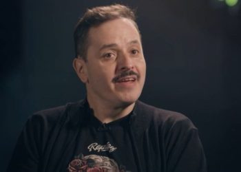 Η «Ραμόνα» στο καρναβάλι! – Η έκπληξη που έκαναν οι Αρτινοί στον Αλέξανδρο Τσουβέλα