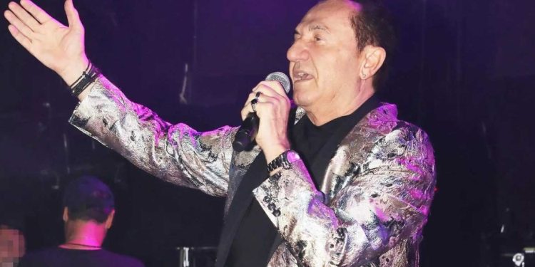 Λευτέρης Πανταζής για συνεργασία με γνωστό τραγουδιστή: Μου έκλεινε το μικρόφωνο