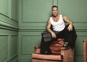 Γιώργος Μαζωνάκης – «Ανάσα» Η νέα μεγάλη επιτυχία του!