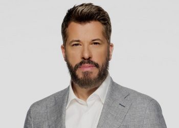 Χάρης Βαρθακούρης για Αντελίνα:«H θέση της τώρα είναι στο σπίτι, οι κόρες μας την έχουν ανάγκη»