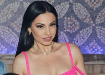 Αλεξανδράκη: “Στα 23 μου είχα σχέση με πανέμορφη Ρωσίδα” (Vid)