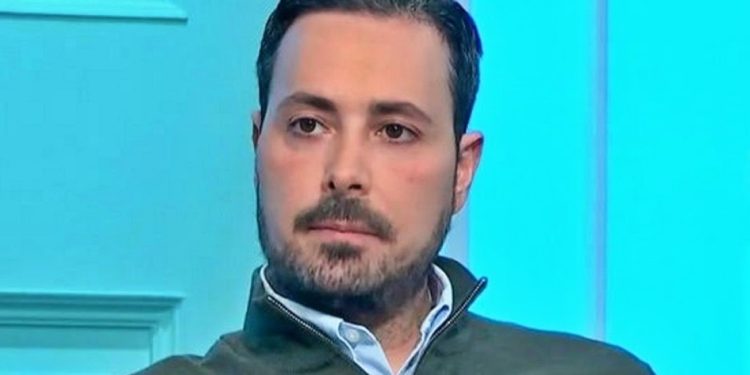 Πέτρος Κουσουλός: «Έχω παντρευτεί τον Θανάση Κατερινόπουλο»