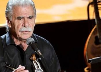 Βασίλης Σκουλάς – «Χαμογέλα» Νέο Τραγούδι & Music Video