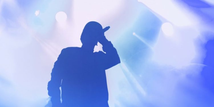 Νέα τροπή στο κύκλωμα της Αργολίδας: Και γνωστός τραγουδιστής στο μικροσκόπιο