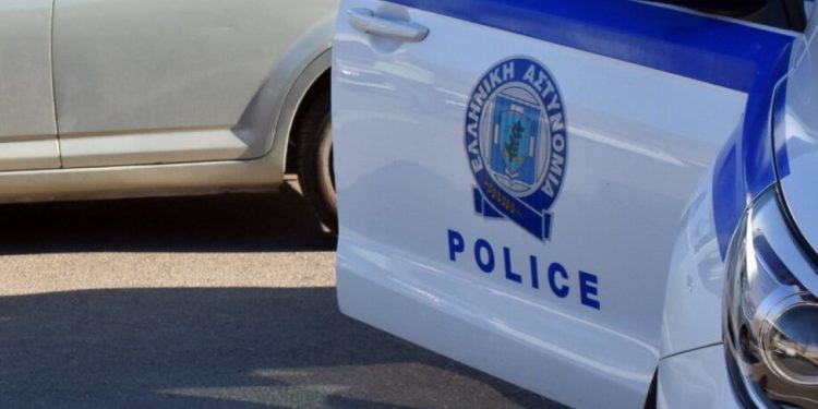 Τραγωδία στη Νέα Σμύρνη: Πατέρας φέρεται να σκότωσε τον 45 γιο του μετά από καβγά