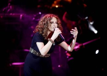 Εγκλωβισμένη στο Ισραήλ η Γλυκερία – Ακυρώθηκε συναυλία λόγω των εξελίξεων