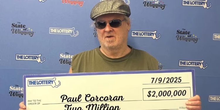 Έπαιξε Τα Ίδια Νούμερα σε Δύο Δελτία και Έγινε Διπλά Εκατομμυριούχος Μέσα σε Ένα Βράδυ