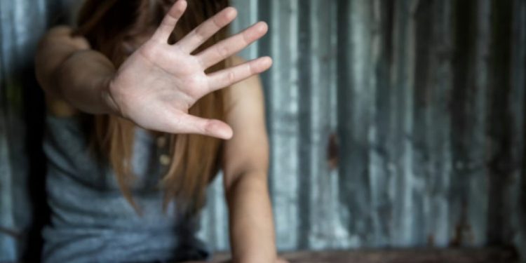 Φρίκη στη Ρόδο: Πατέρας κακοποιούσε σεξουαλικά την κόρη του για χρόνια – Απέκτησε παιδί μαζί της