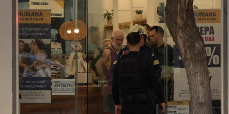 Άστεγος ο Πέτρος Φιλιππίδης μετά την Πυρκαγιά – Χωρίς Στέγη μετά την Καταδίκη του