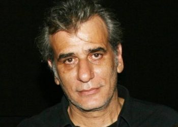 Ο Γιάννης Μπέζος σκηνοθετεί τον Γιώργο Νινιό σε μια σκληρή αποδόμηση του αμερικανικού ονείρου