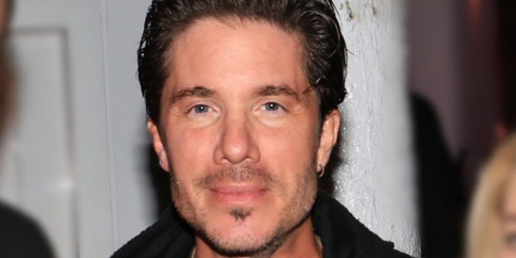 Νίκος Οικονομόπουλος: Στη Μύκονο για τον έλεγχο του πολυτελούς ξενοδοχείου του