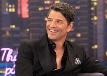 Ρουβάς όπως δεν τον έχετε ξαναδεί – Στα μποστάνια του, με θέα το Ιόνιο