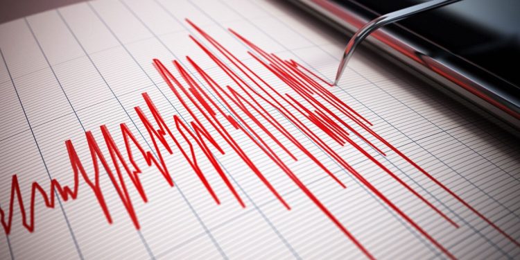 Ισχυρός σεισμός στη Ρωσία προκαλεί προειδοποίηση για τσουνάμι