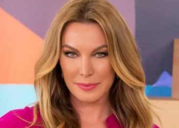 «Power Talk»: Η νέα εκπομπή της Τατιάνας Στεφανίδου στον ΣΚΑΪ φέρνει τη φωνή των πολιτών στο προσκήνιο