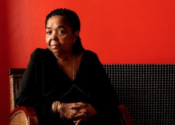 Η Cesaria Evora “επιστρέφει” στο Θέατρο Βράχων – Ένα μουσικό αφιέρωμα που δεν πρέπει να χάσεις!