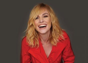 Ελεωνόρα Ζουγανέλη: Η αληθινή μαγεία της Αστυπάλαιας μέσα από τα λόγια της