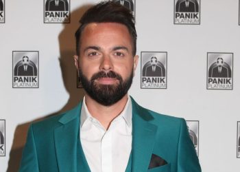 Ηλίας Βρεττός «Τα ‘χω Βρει Με Τον Εαυτό Μου»