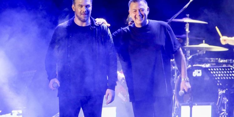 «Δυο Δυνάμεις – Ένα Σκηνικό από Οκτώβρη: Σαμπάνης και Μακρόπουλος στον Βοτανικό!»