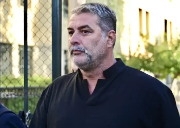 Βασίλης Μπισμπίκης: Η απάντηση της ΕΛ.ΑΣ στο Power Talk: «Ο νόμος είναι ξεκάθαρος – Δεν βρέθηκε καμία κλήση στο 100»