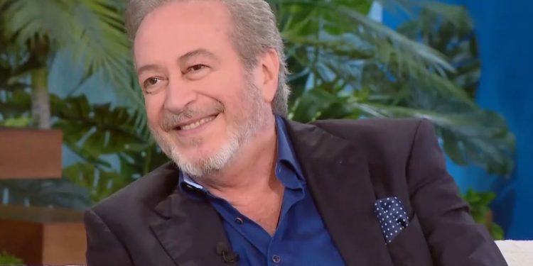 Γρηγόρης Βαλτινός: «Δεν είχα περάσει όμορφα σαν παιδί…»