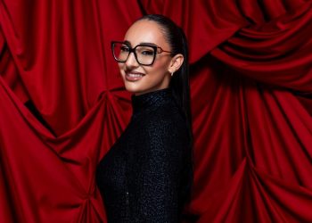 Η μοναδική Klavdia συνεργάζεται με τον superstar παραγωγό από τη Ρουμανία Edward Maya