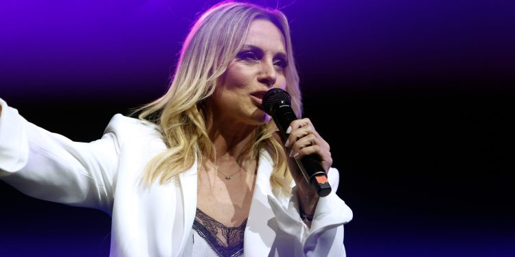 Συγκινεί η Πέγκυ Ζήνα για την κόρη της: «Σαν χθες μου φαίνεται που σε κράτησα πρώτη φορά στην αγκαλιά μου…»