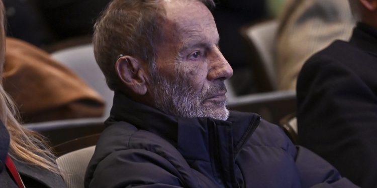 Σταύρος Ξαρχάκος για Σαββόπουλο: «Στα μάτια μου ήταν ένας σύγχρονος Διόνυσος – Πολεμήθηκε επειδή είχε διαφορετική άποψη»