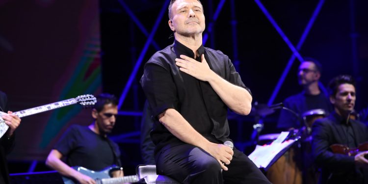 Γιάννης Πλούταρχος για Σταμάτη Γονίδη: «Είδα όλο αυτό που έγινε από την τηλεόραση – Τον θεωρώ έναν από τους κορυφαίους και μεγάλους τραγουδιστές