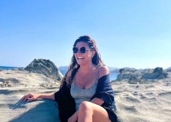 Έλενα Παπαρίζου: «Τελεσίγραφο» στον Τόνυ Μαυρίδη για τη μεζονέτα στην Γλυφάδα