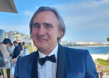 Άκης Σακελλαρίου: «Κόλλησα Λεγιονέλλα από κάποιο ξενοδοχείο» – Η αποκάλυψη για το πρόβλημα υγείας του