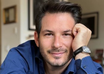 Γιώργος Περρής: Ο λόγος που μίλησε ανοιχτά για την σεξουαλικότητά του – «Ήταν μια καθαρά πολιτική πράξη»