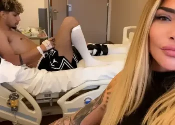 Αγγελική Ηλιάδη: Η πρώτη φωτογραφία με τον γιο της, Μπάμπη Λαζαρίδη μετά το χειρουργείο