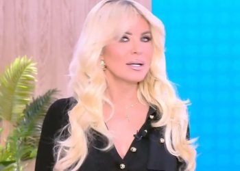 Κατερίνα Καινούργιου: Η αλλαγή στην εμφάνισή της – «Μάκρυνα τα μαλλιά μου ξανά»