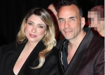Πάνος Μουζουράκης – Μαριλού Κόζαρη: Πότε θα γίνει η βάφτιση του γιου τους – Το όνομα που επέλεξαν