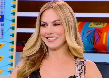 Ντορέττα Παπαδημητρίου: «Αν ερχόταν ένα παιδί, με χαρά»