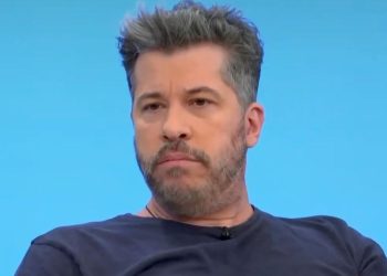 Βαρθακούρης για Καλλιμάνη: «Να μην δίνουν τα μικρόφωνα – Το δικό μου πρόγραμμα δεν σηκώνει μαντινάδες…»