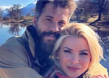 Χάρης Βαρθακούρης: «Η τηλεοπτική συνύπαρξη με την σύζυγό μου έφερε γκρίνια στο σπίτι μας»