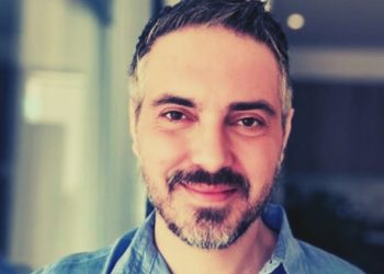 Μιχάλης Χατζηγιάννης για Διονύση Σαββόπουλο: «Η φωνή, η ευγένεια της ψυχής του, οι μνήμες συνεχίζουν να “αντηχούν” μέσα μου»