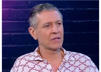 Αιμίλιος Χειλάκης: «Με τον αδελφό μου είμαστε δυο άνθρωποι που είμαστε γνωστοί, έχουμε διαφωνήσει σε πολύ βασικά πράγματα»